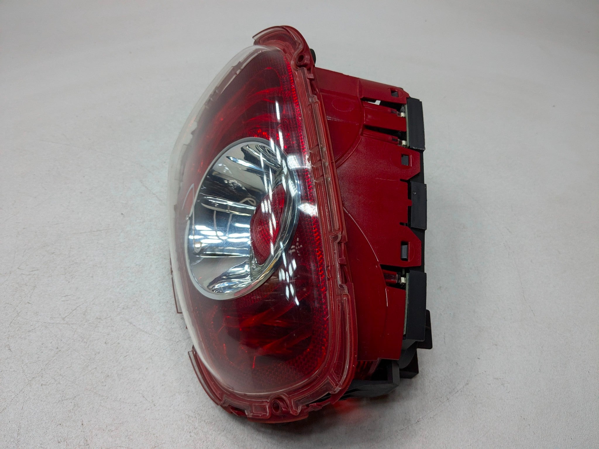 2011 - 2013 MINI COOPER OEM TAIL LIGHT ASSEMBLY REAR LEFT DRIVER SIDE