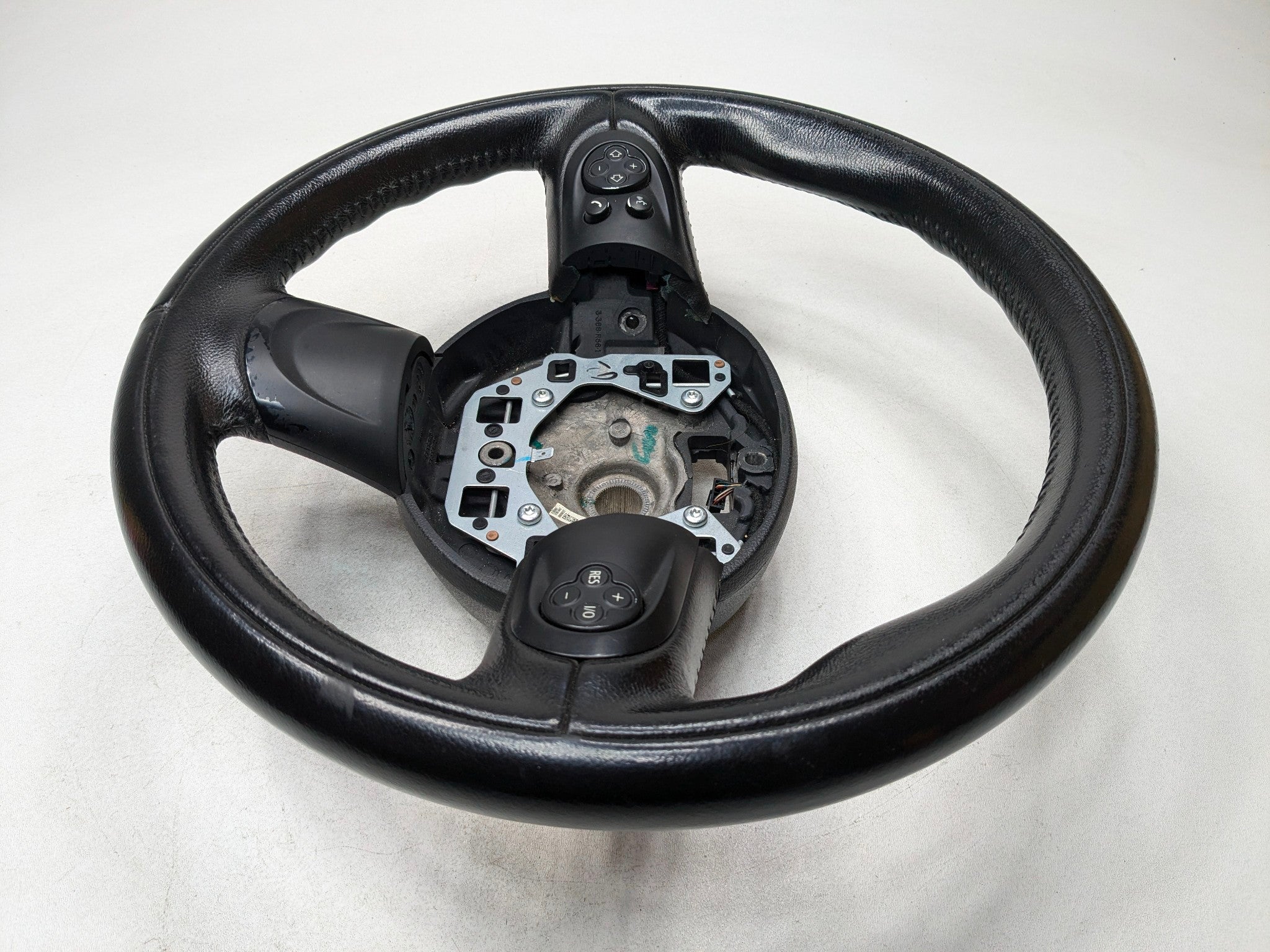 2011 - 2013 MINI COOPER OEM STEERING WHEEL WITH MULTIFUNCTIONAL CONTROL SWITCH
