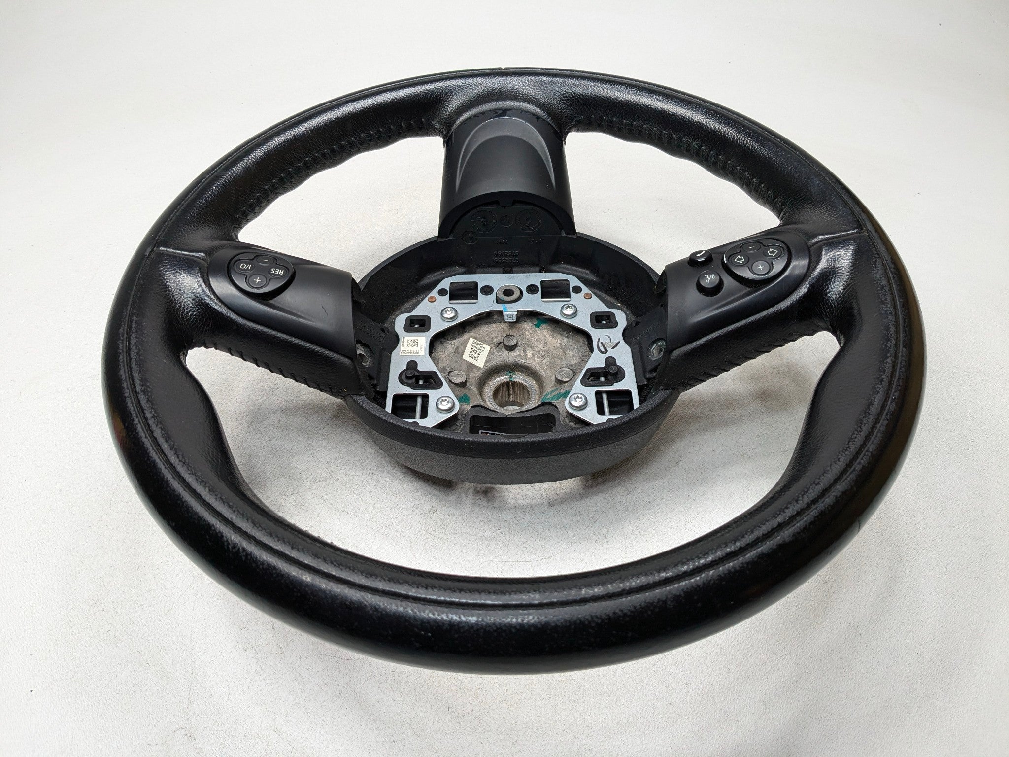 2011 - 2013 MINI COOPER OEM STEERING WHEEL WITH MULTIFUNCTIONAL CONTROL SWITCH