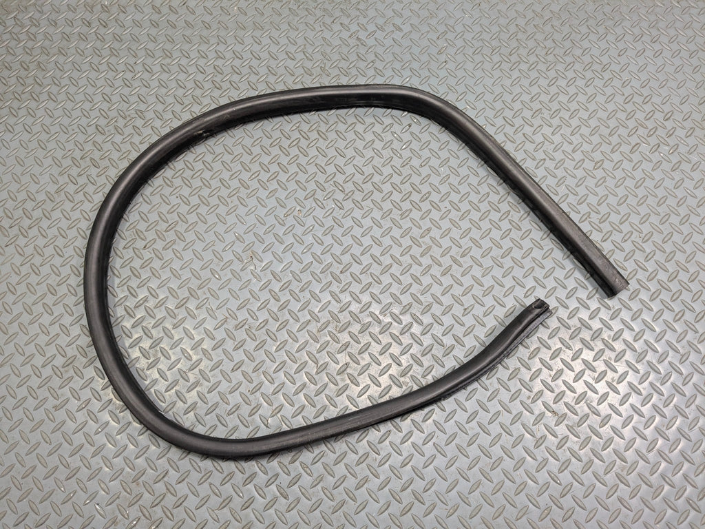 2011 - 2013 MINI COOPER OEM DOOR SEAL WEATHER STRIPPING RUBBER FRONT LEFT SIDE