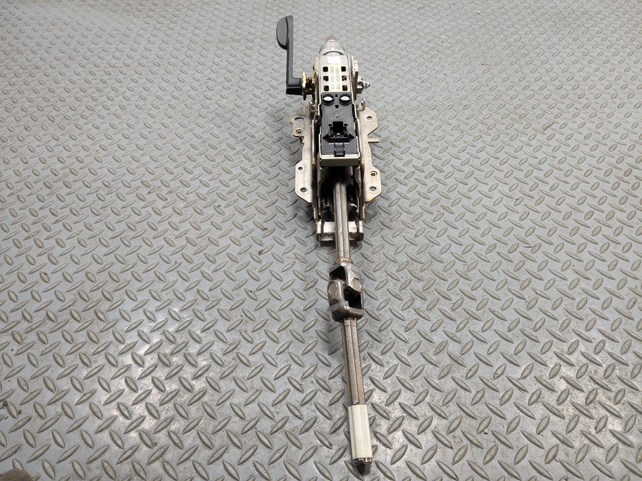 2011 - 2013 MINI COOPER OEM POWER ADJUSTMENT STEERING COLUMN WITH SHAFT ASSEMBLY