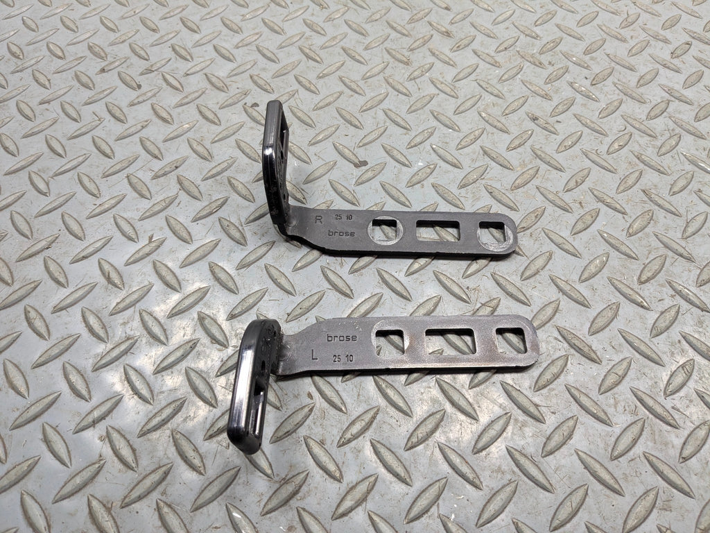 2011 - 2013 MINI COOPER OEM GATE HINGES SET TRUNK LID REAR LEFT AND RIGHT SIDE