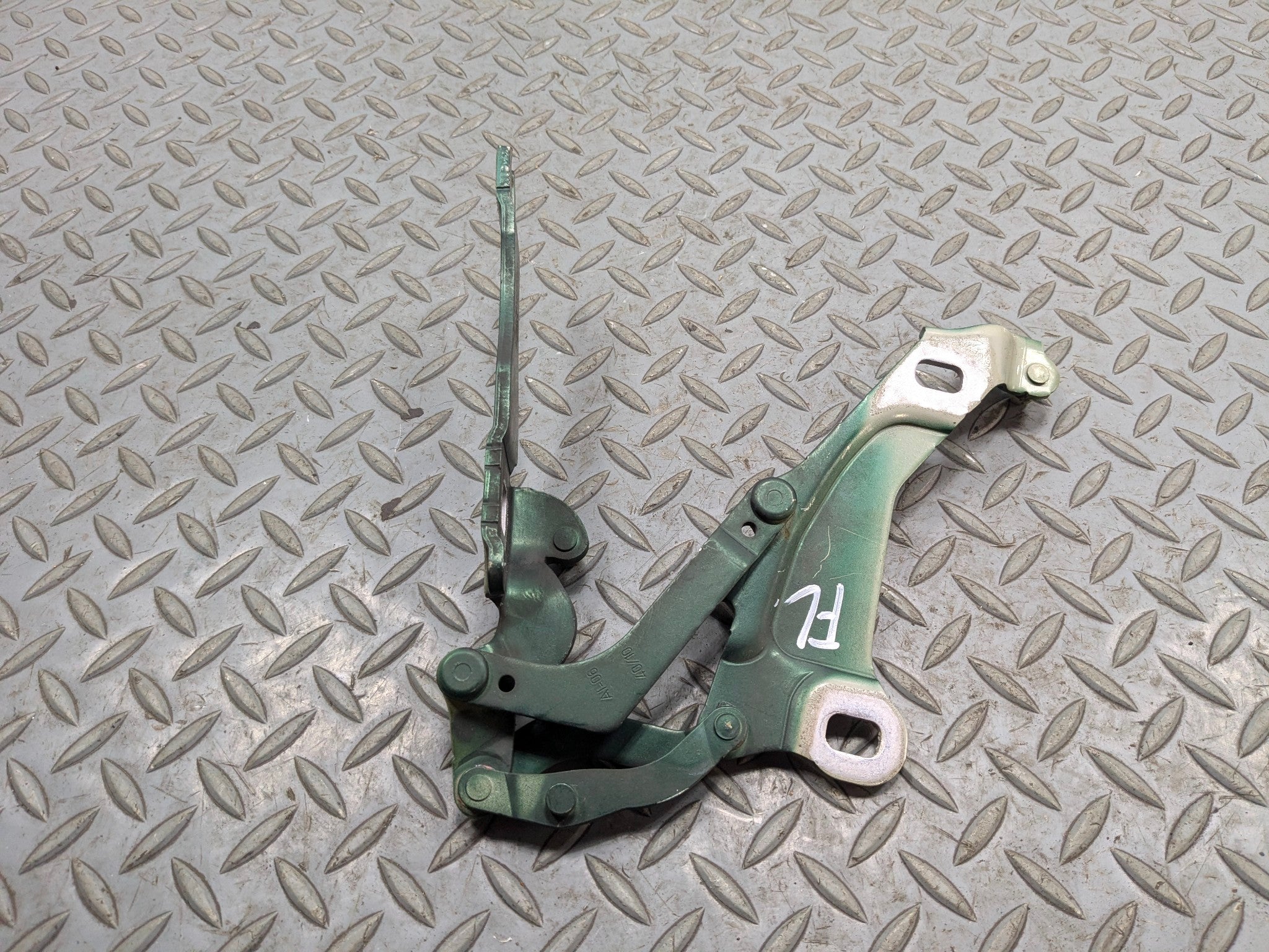 2011 - 2013 MINI COOPER OEM HOOD HINGE SUPPORT BRACKET FRONT LEFT DRIVER SIDE