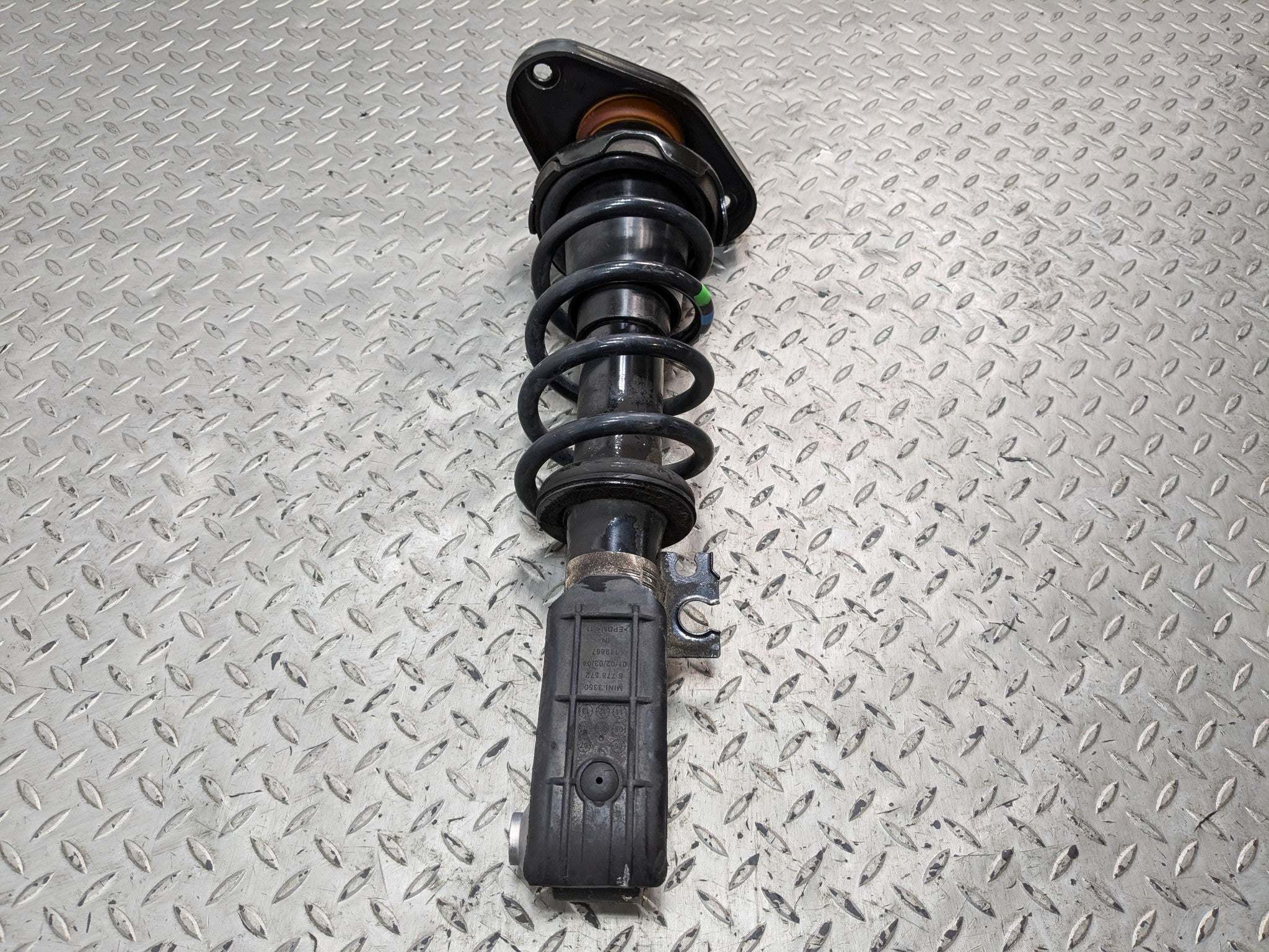 2011 - 2013 MINI COOPER OEM SUSPENSION SHOCK STRUT ASSEMBLY REAR RIGHT SIDE