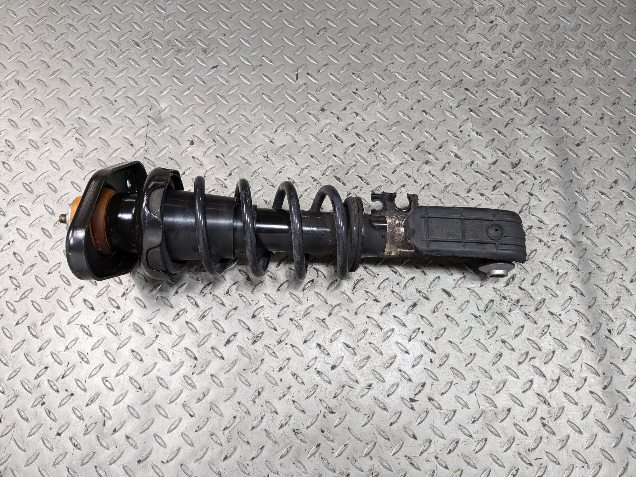 2011 - 2013 MINI COOPER OEM SUSPENSION SHOCK STRUT ASSEMBLY REAR RIGHT SIDE