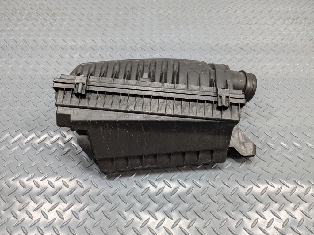 2011 - 2013 MINI COOPER OEM AIR CLEANER FILTER INTAKE BOX HOUSING ASSEMBLY