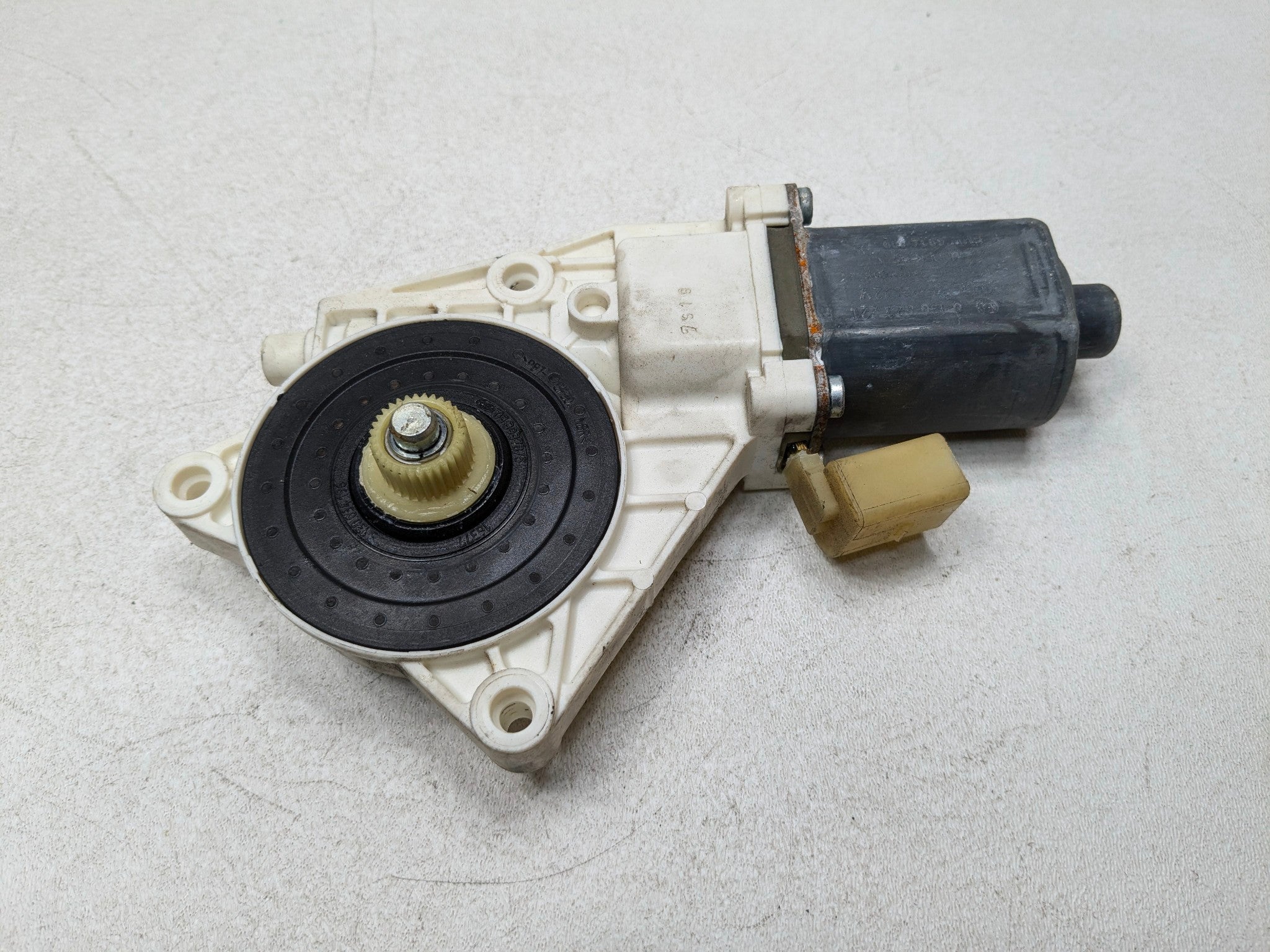 2011 - 2013 MINI COOPER OEM POWER WINDOW MOTOR ASSEMBLY REAR LEFT DRIVER SIDE