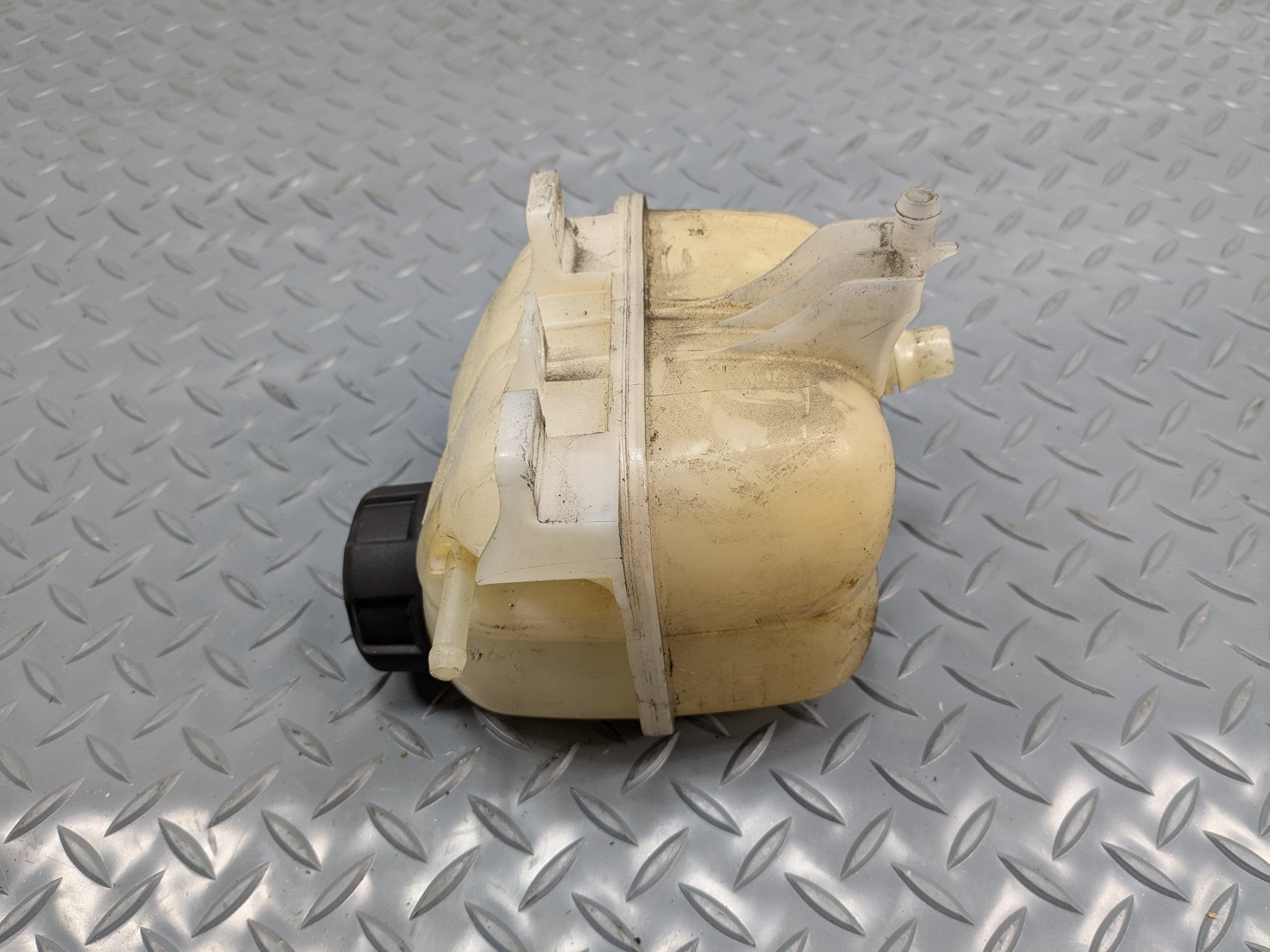 11 - 13 MINI COOPER OEM COOLANT EXPANSION FLUID RESERVOIR BOTTLE TANK WITH CAP