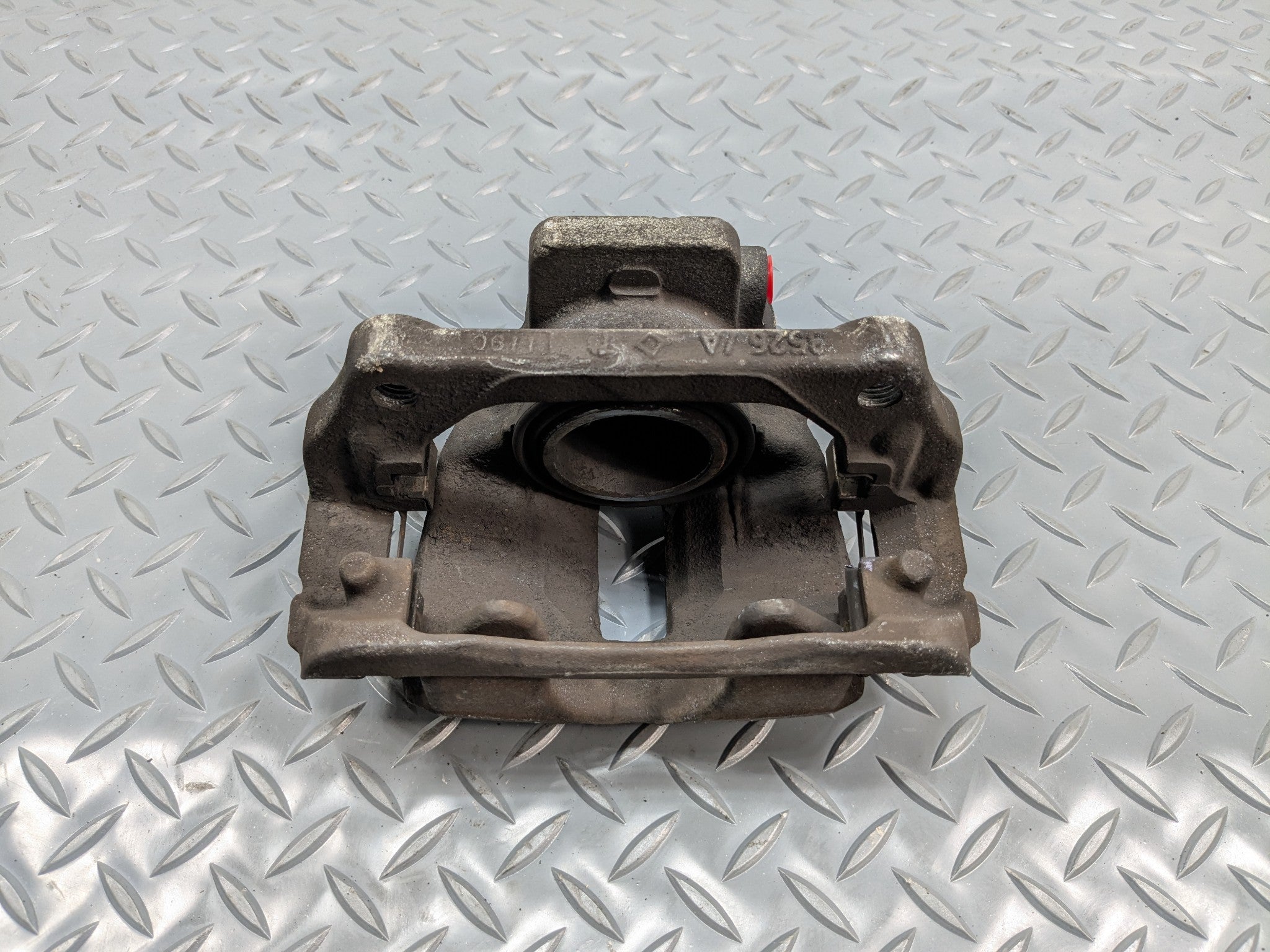 2011 - 2013 MINI COOPER OEM BRAKE CALIPER ASSEMBLY FRONT RIGHT PASSENGER SIDE