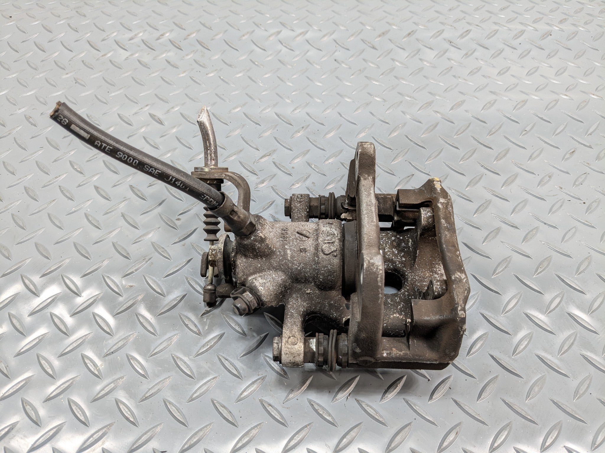 2011 - 2013 MINI COOPER OEM BRAKE CALIPER ASSEMBLY REAR RIGHT PASSENGER SIDE