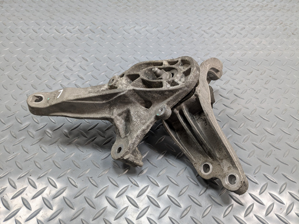 2011 - 2013 MINI COOPER OEM ENGINE SUPPORT TRANSMISSION MOUNT BRACKET