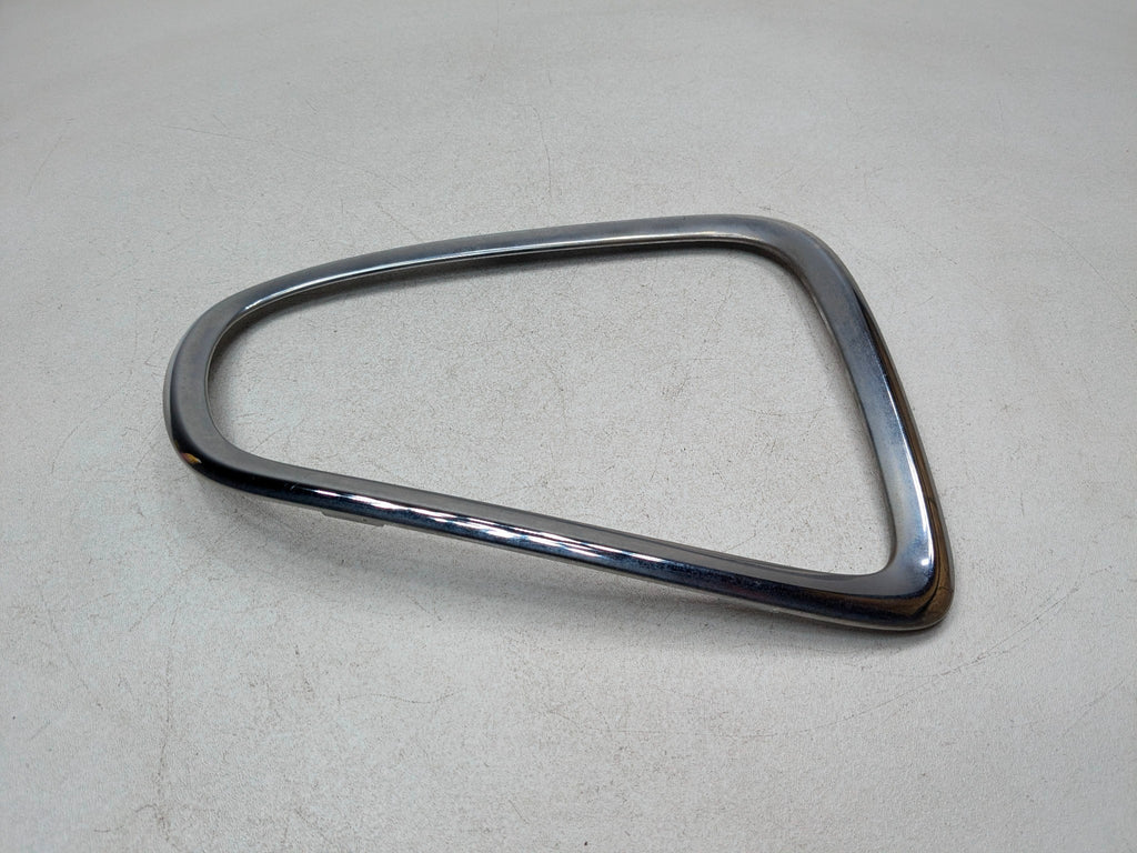 2011 - 2013 MINI COOPER OEM TAILLIGHT COVER TRIM BEZEL REAR RIGHT PASSENGER SIDE