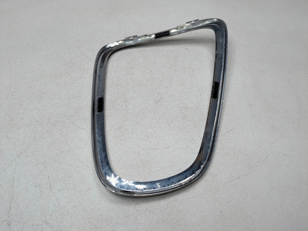 2011 - 2013 MINI COOPER OEM TAIL LIGHT COVER TRIM BEZEL REAR LEFT DRIVER SIDE