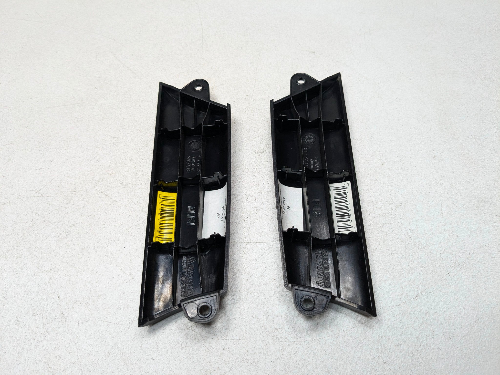 2011 - 2013 MINI COOPER OEM DOOR PULL GRAB HANDLE TRIM FRONT LEFT AND RIGHT SIDE