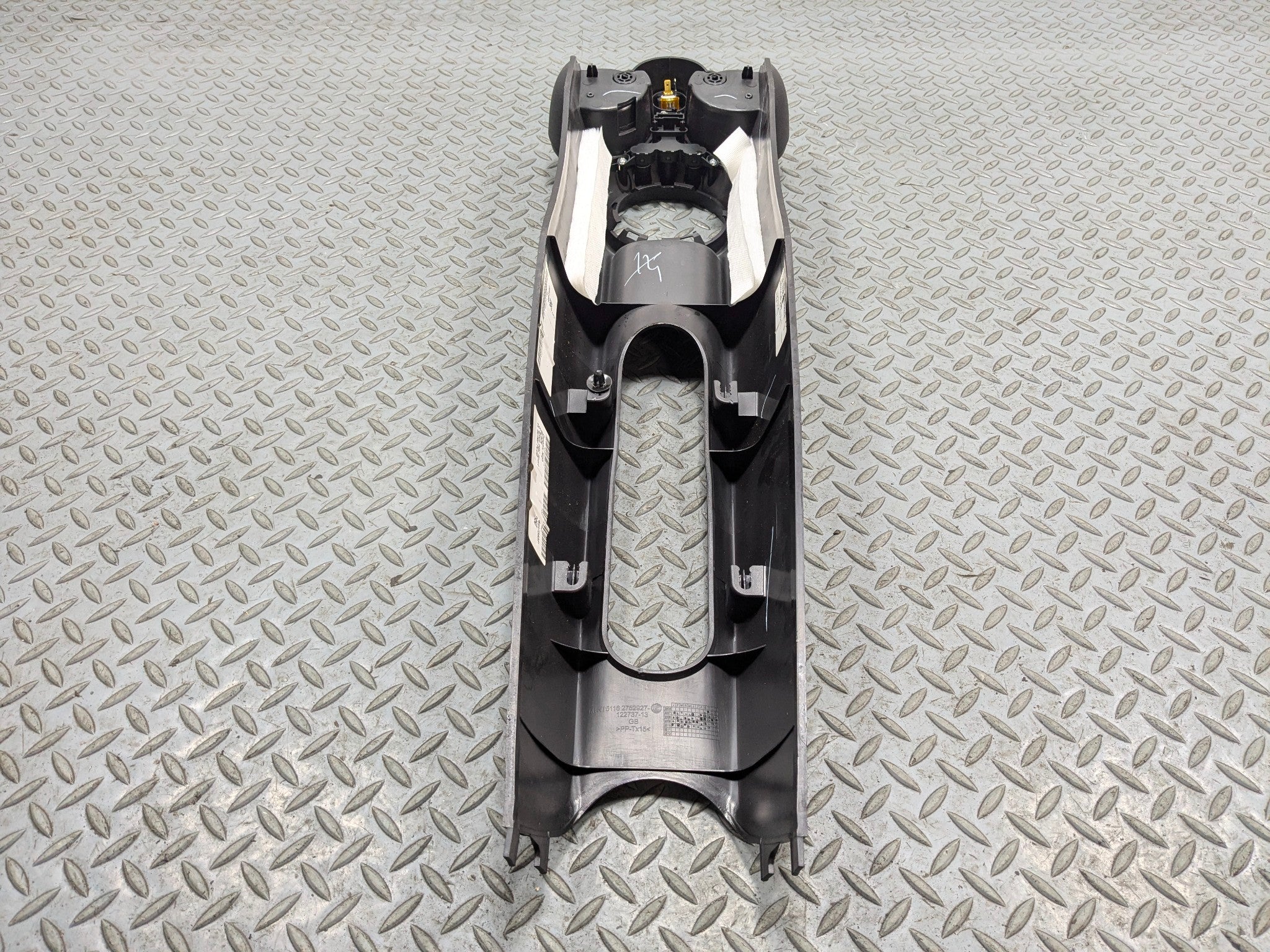 2011 - 2013 MINI COOPER OEM CENTER CONSOLE CUP HOLDER COVER PANEL BLACK