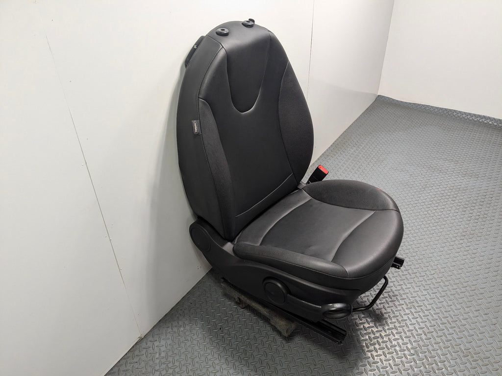 11-13 MINI COOPER OEM SEAT BLACK LEATHER FRONT RIGHT PASSENGER SIDE WITH BUCKLE