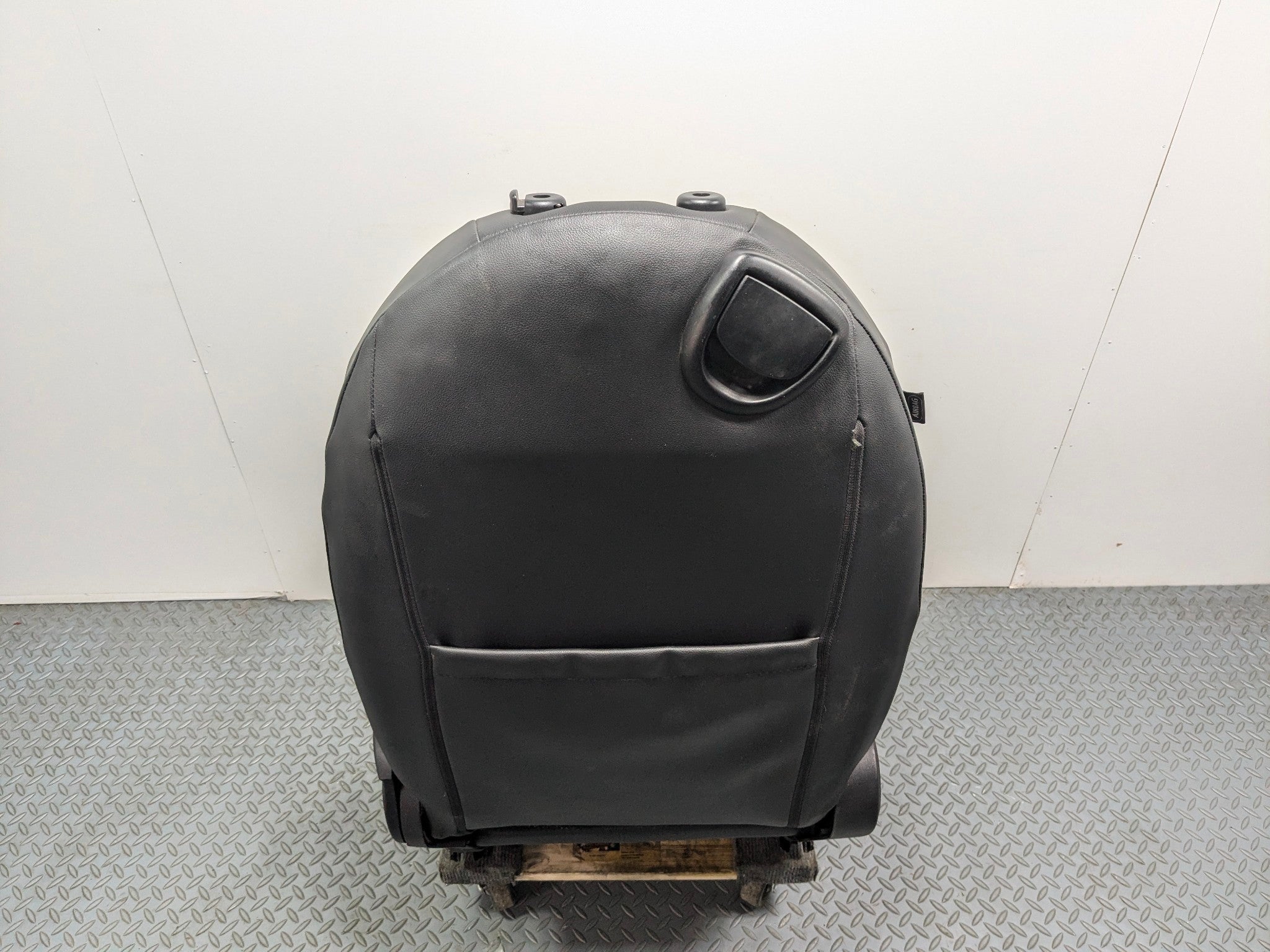 11-13 MINI COOPER OEM SEAT BLACK LEATHER FRONT RIGHT PASSENGER SIDE WITH BUCKLE