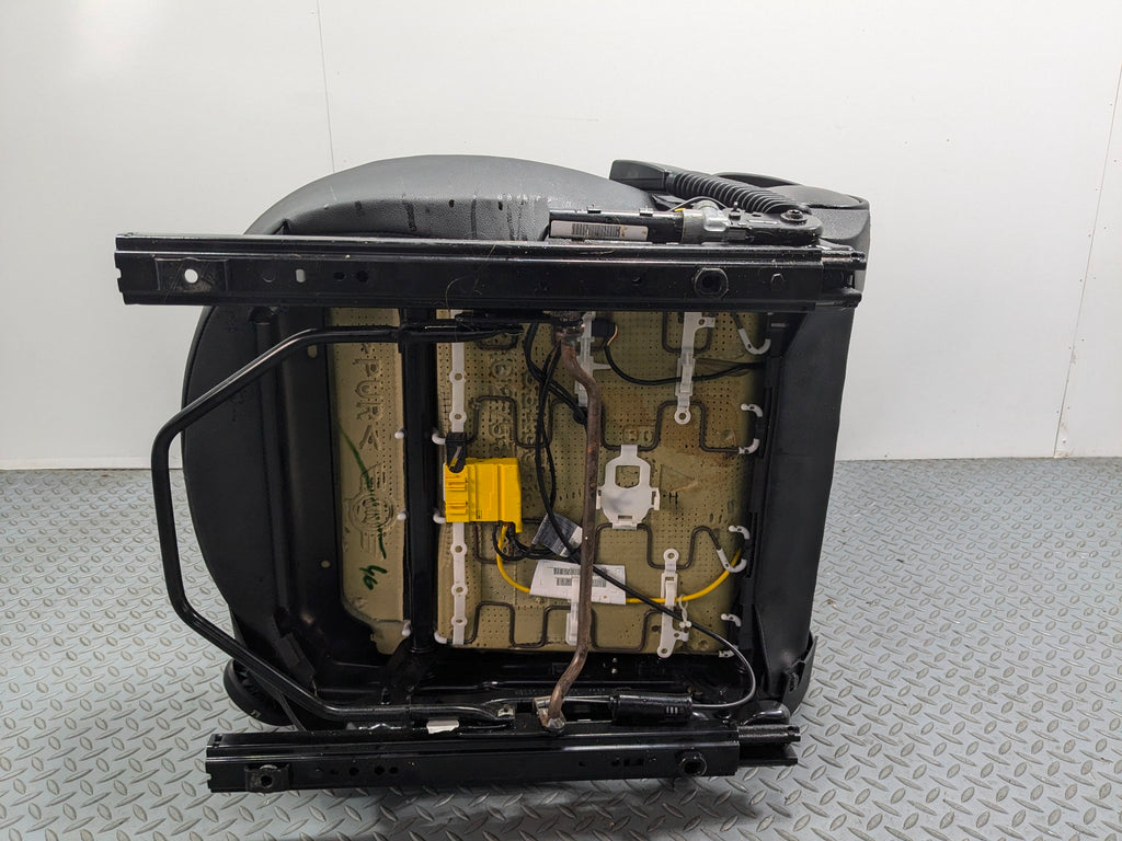 11-13 MINI COOPER OEM SEAT BLACK LEATHER FRONT RIGHT PASSENGER SIDE WITH BUCKLE