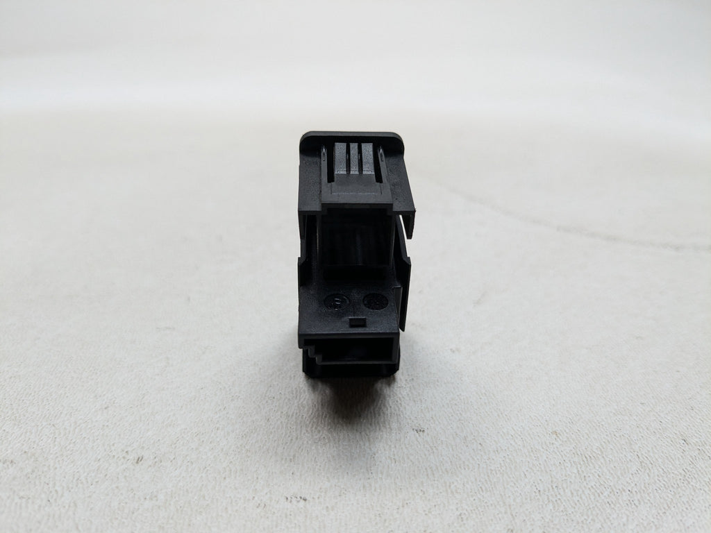 2011 - 2013 MINI COOPER OEM AUX INPUT POWER OUTLET SWITCH JACK PORT