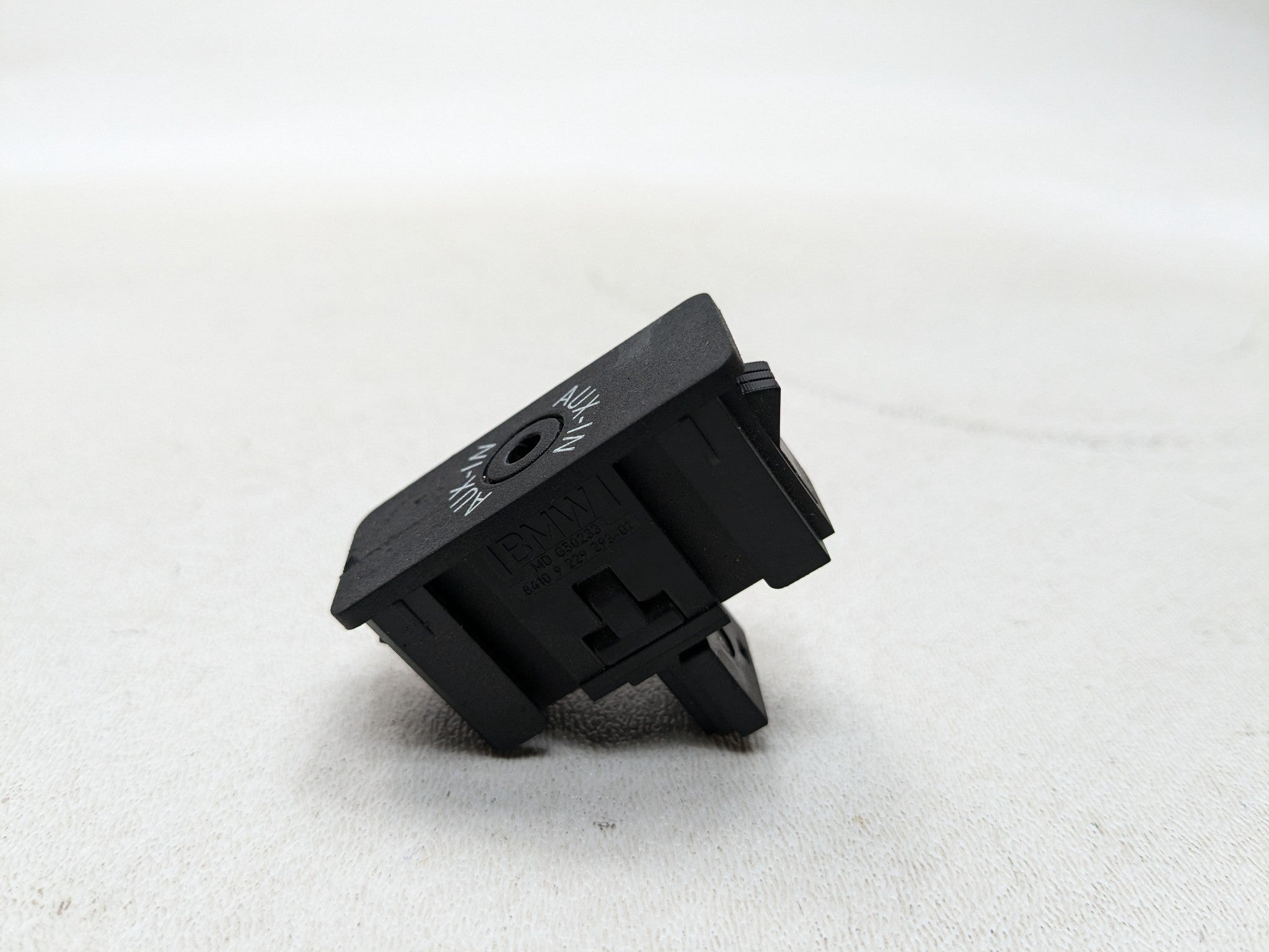 2011 - 2013 MINI COOPER OEM AUX INPUT POWER OUTLET SWITCH JACK PORT