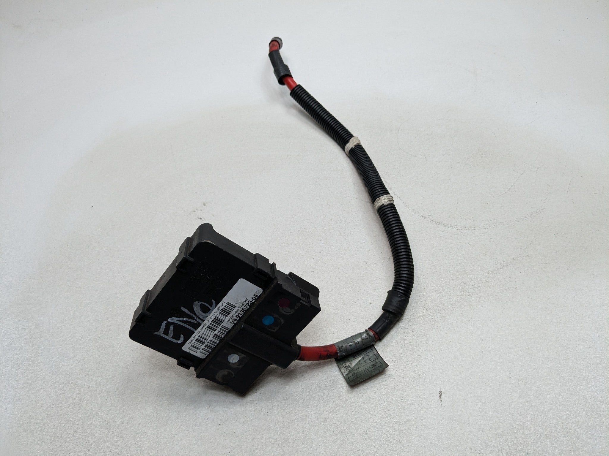 11 - 13 MINI COOPER OEM POWER REGULATOR DISTRIBUTOR POSITIVE BATTERY TERMINAL