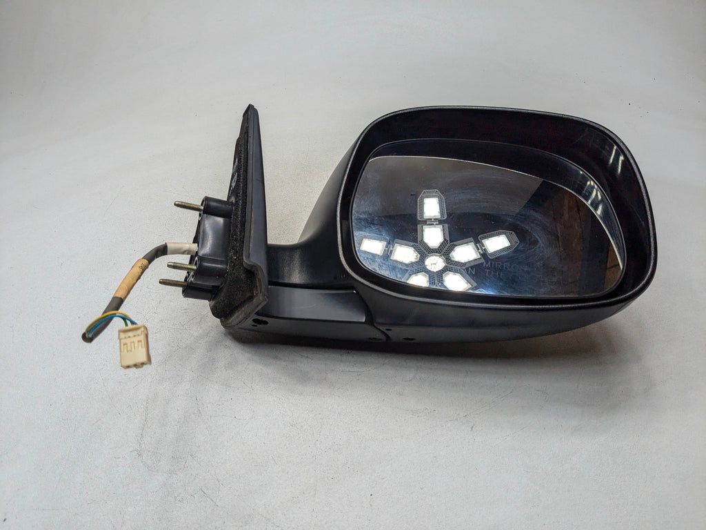 05 - 06 TOYOTA TUNDRA OEM SIDE VIEW POWER DOOR MIRROR FRONT RIGHT PASSENGER SIDE