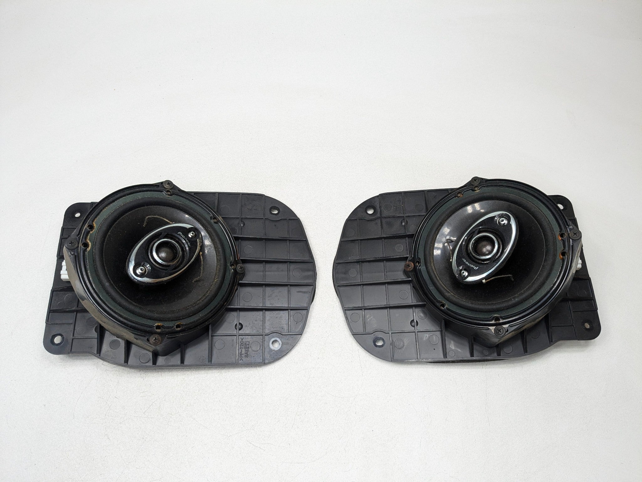 2005 - 2006 TOYOTA TUNDRA OEM AUDIO SOUND SYSTEM SPEAKER SET FRONT AND REAR