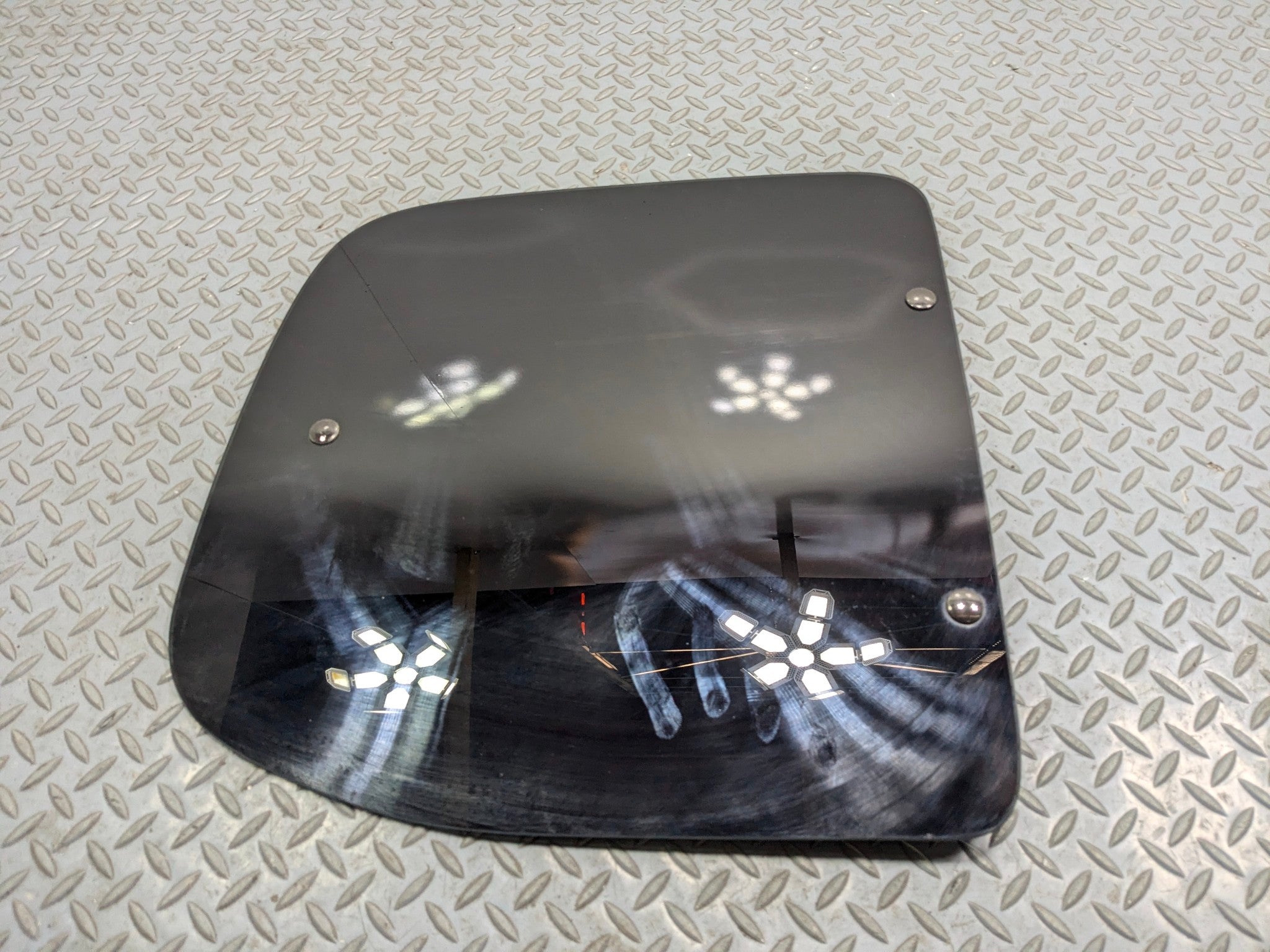 05 - 06 TOYOTA TUNDRA OEM DOOR GLASS WINDOW BLACK TINTED REAR RIGHT PASSENGER