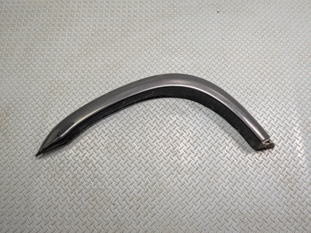 05 - 06 TOYOTA TUNDRA OEM FENDER FLARE BODY MOLDING TRIM FRONT LEFT DRIVER SIDE