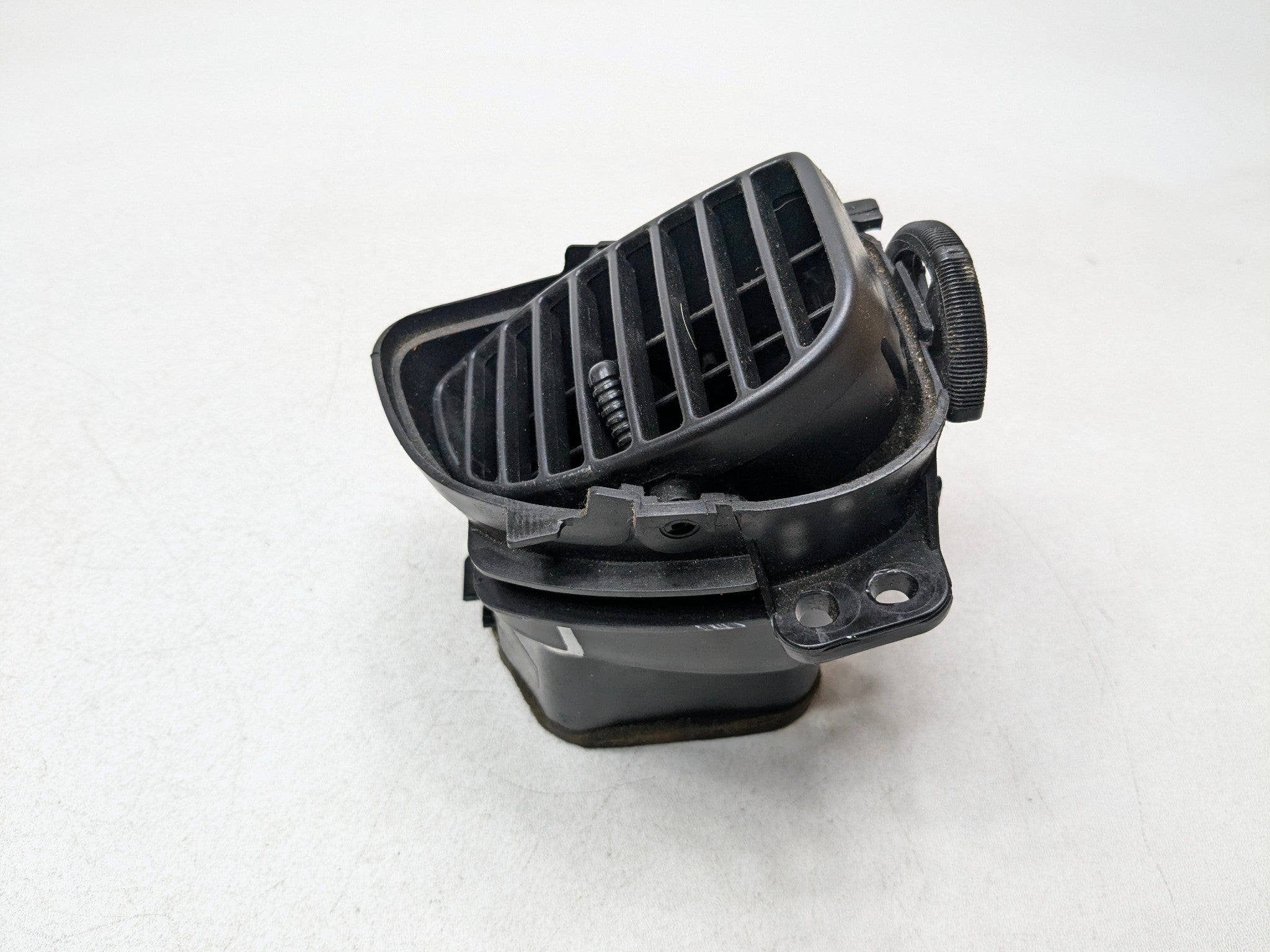 05 - 06 TOYOTA TUNDRA OEM AIR CONDITIONING HEATER VENT GRILLE FRONT RIGHT SIDE