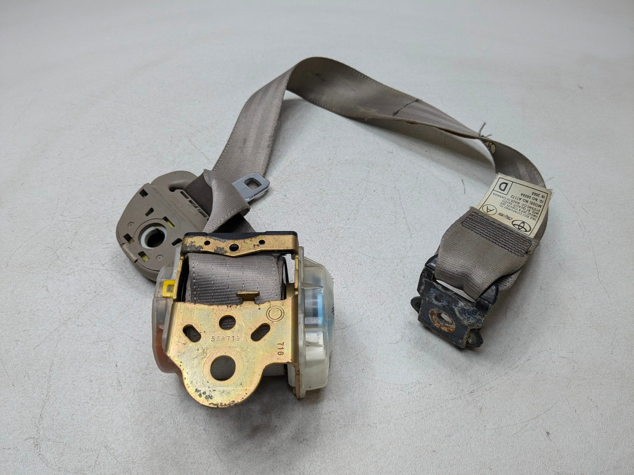 05 - 06 TOYOTA TUNDRA OEM SEAT BELT RETRACTOR ASSEMBLY REAR RIGHT PASSENGER SIDE