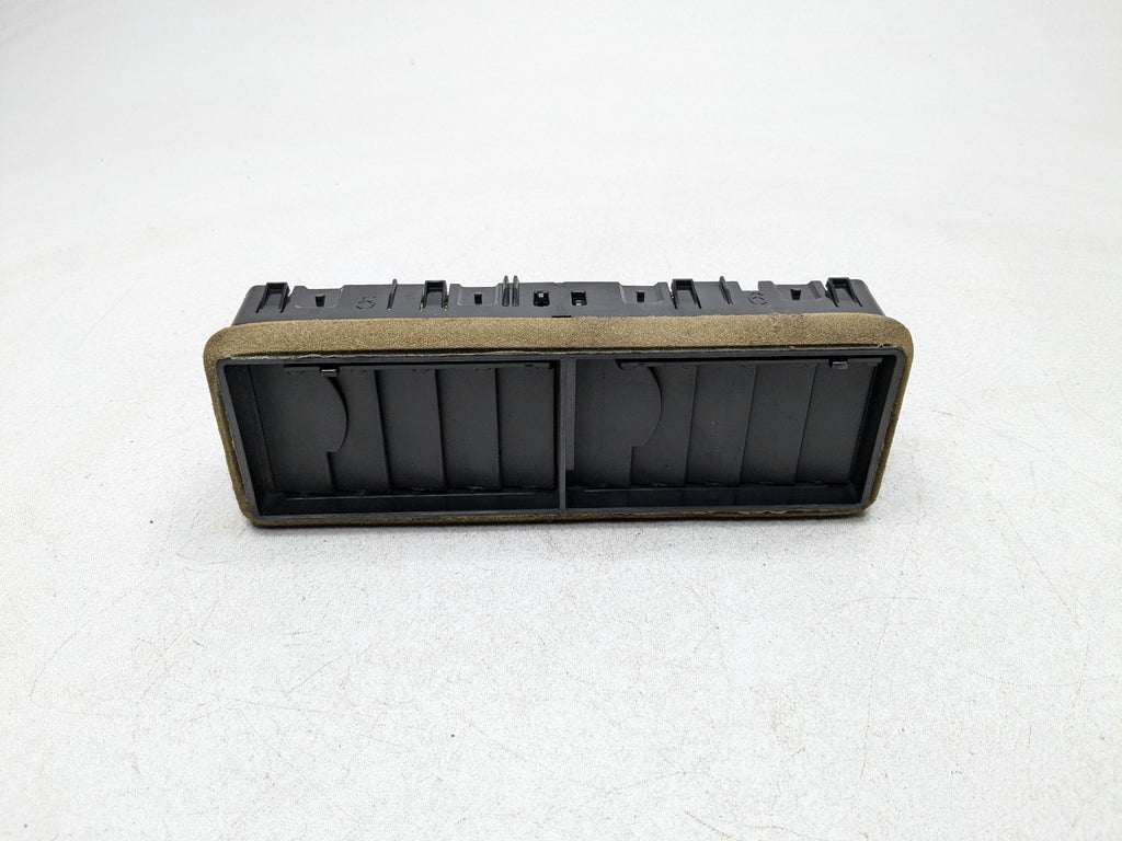 10 - 15 LINCOLN MKT OEM DASH AIR CONDITIONING AC HEATER VENT FRONT CENTER