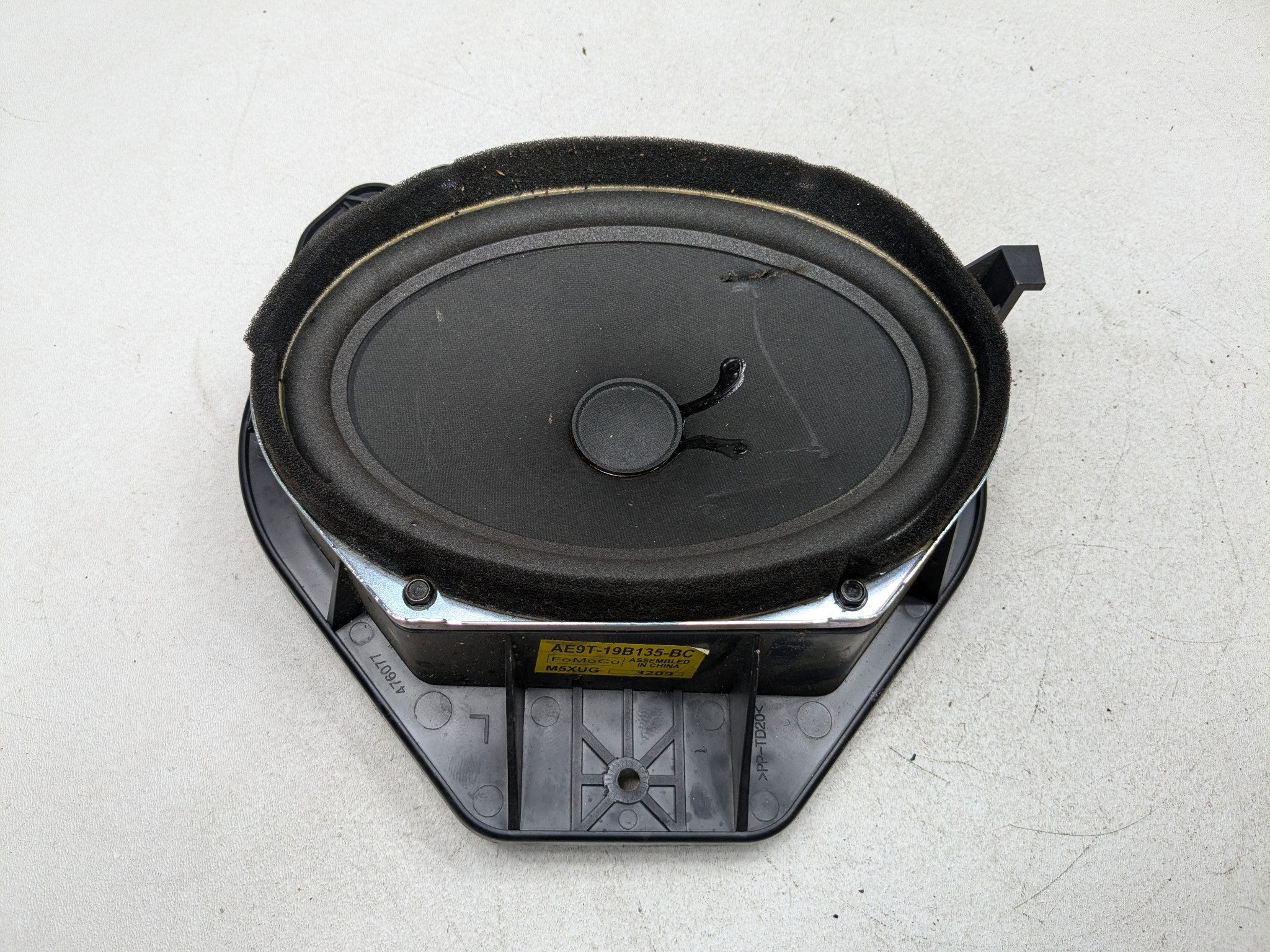 10 - 15 LINCOLN MKT OEM SPEAKER SET OF FOUR FRONT AND REAR AUDIO SOUND SYSTEM