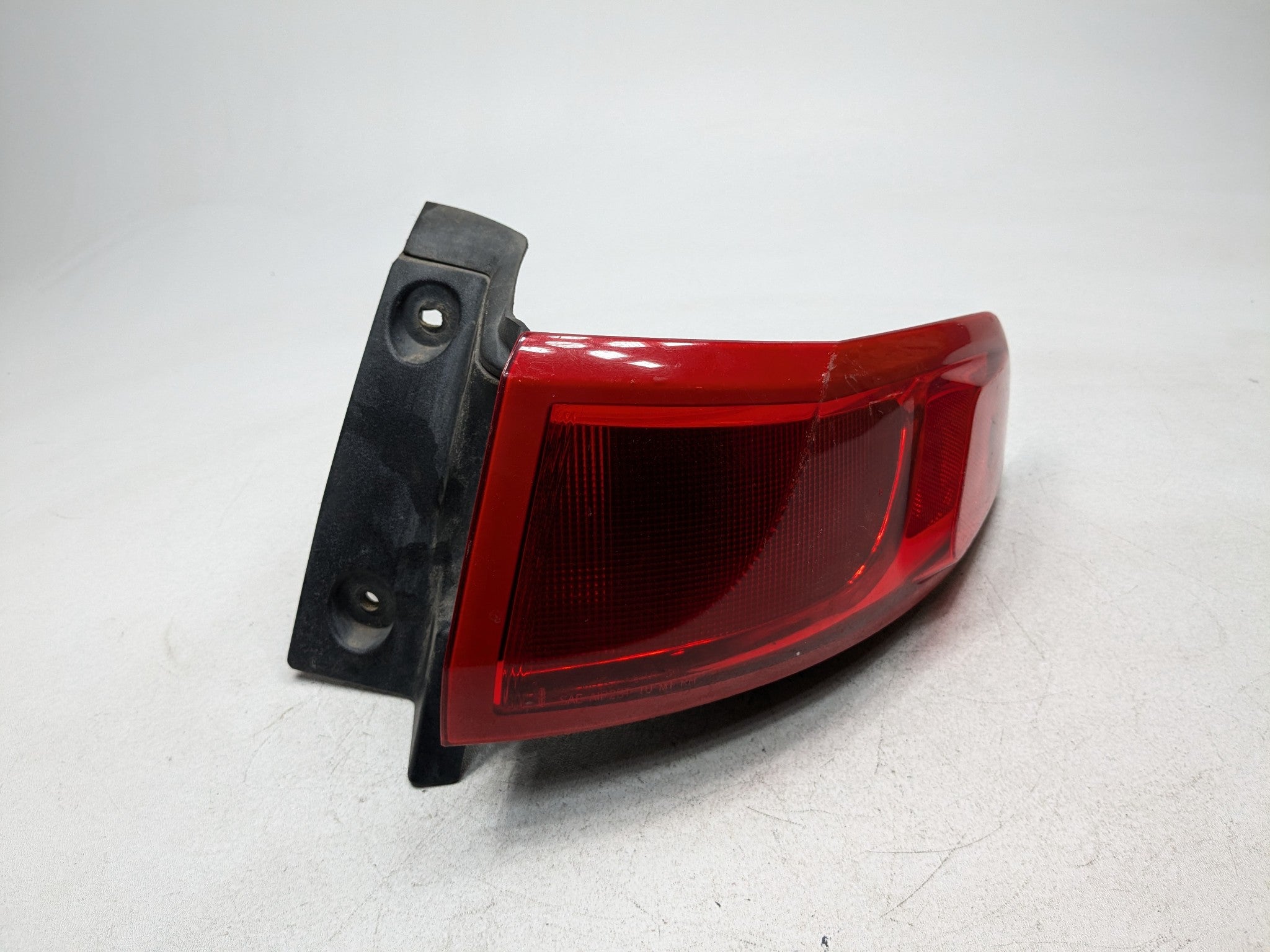 10 - 15 LINCOLN MKT OEM TAILLIGHT ASSEMBLY QUARTER PANEL MOUNTED REAR RIGHT SIDE