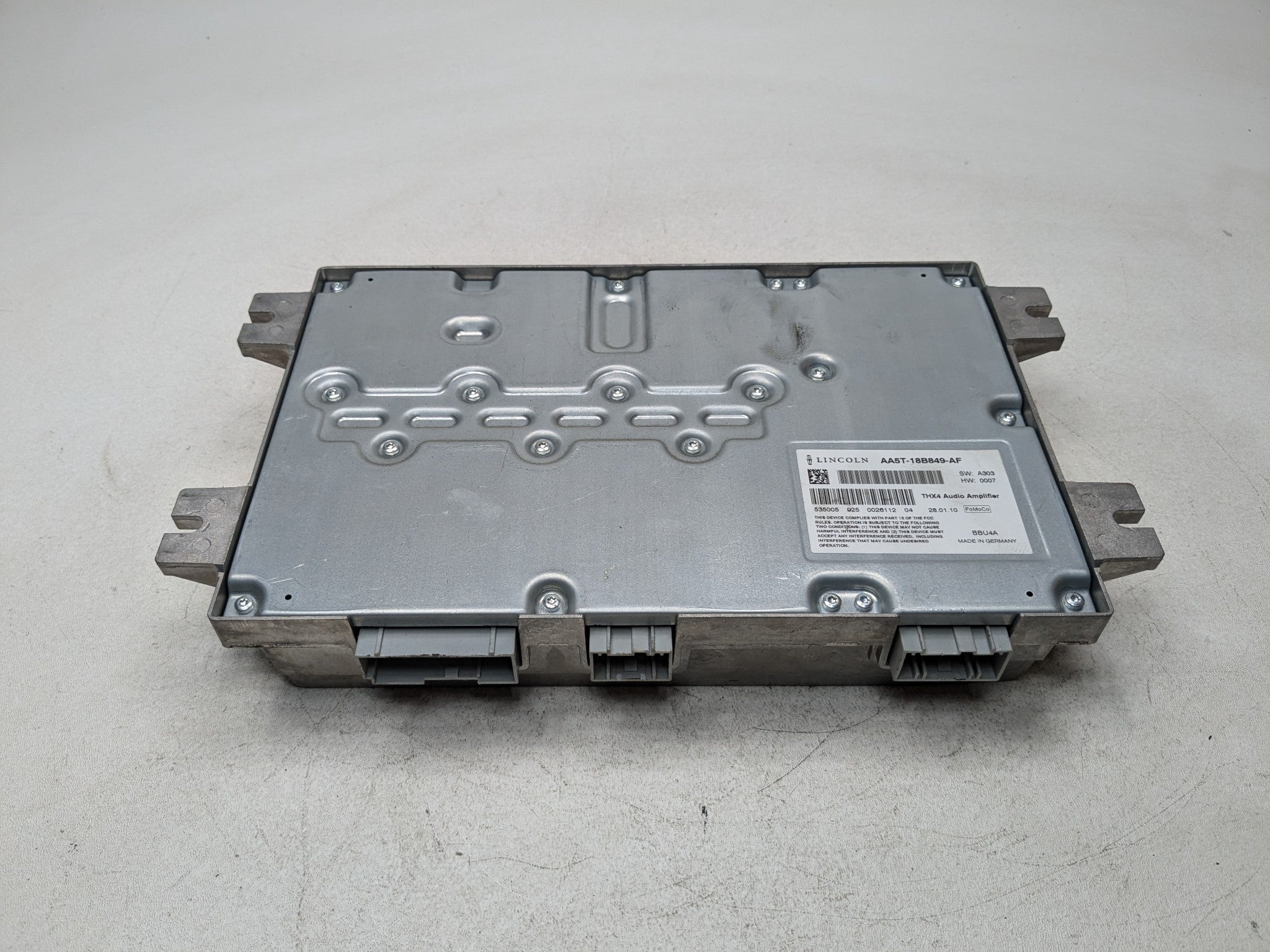 2010 - 2015 LINCOLN MKT OEM AUDIO RADIO SOUND AMPLIFIER CONTROL MODULE UNIT