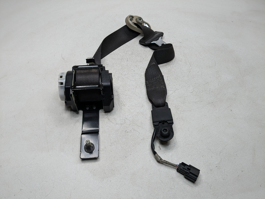 10 - 15 LINCOLN MKT OEM SEAT BELT RETRACTOR ASSEMBLY FRONT RIGHT PASSENGER SIDE