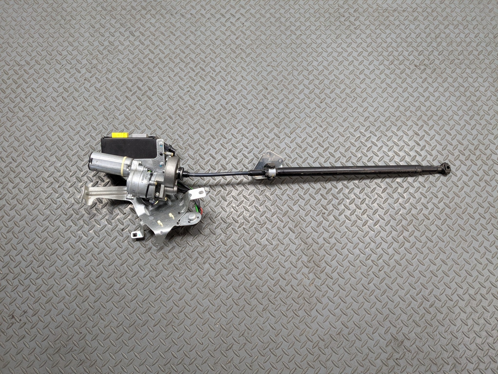 10 - 15 LINCOLN MKT OEM TAILGATE LIFT MOTOR WITH SUPPORT ROD REAR POWER TRUNK
