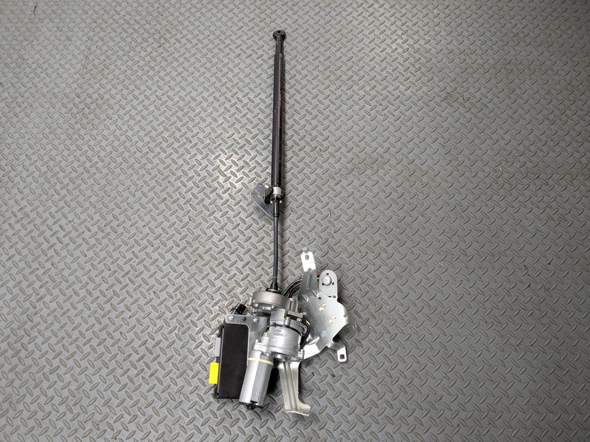 10 - 15 LINCOLN MKT OEM TAILGATE LIFT MOTOR WITH SUPPORT ROD REAR POWER TRUNK