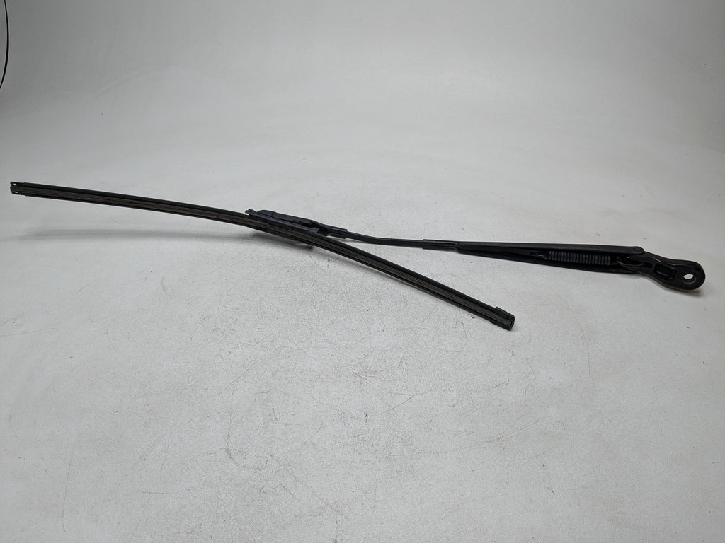 10 - 15 LINCOLN MKT OEM WINDSHIELD WIPER ARM WITH BLADE FRONT LEFT DRIVER SIDE