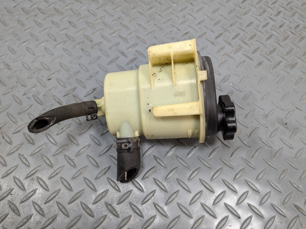 10 - 15 LINCOLN MKT OEM POWER STEERING RESERVOIR TANK BOTTLE PLASTIC ASSEMBLY