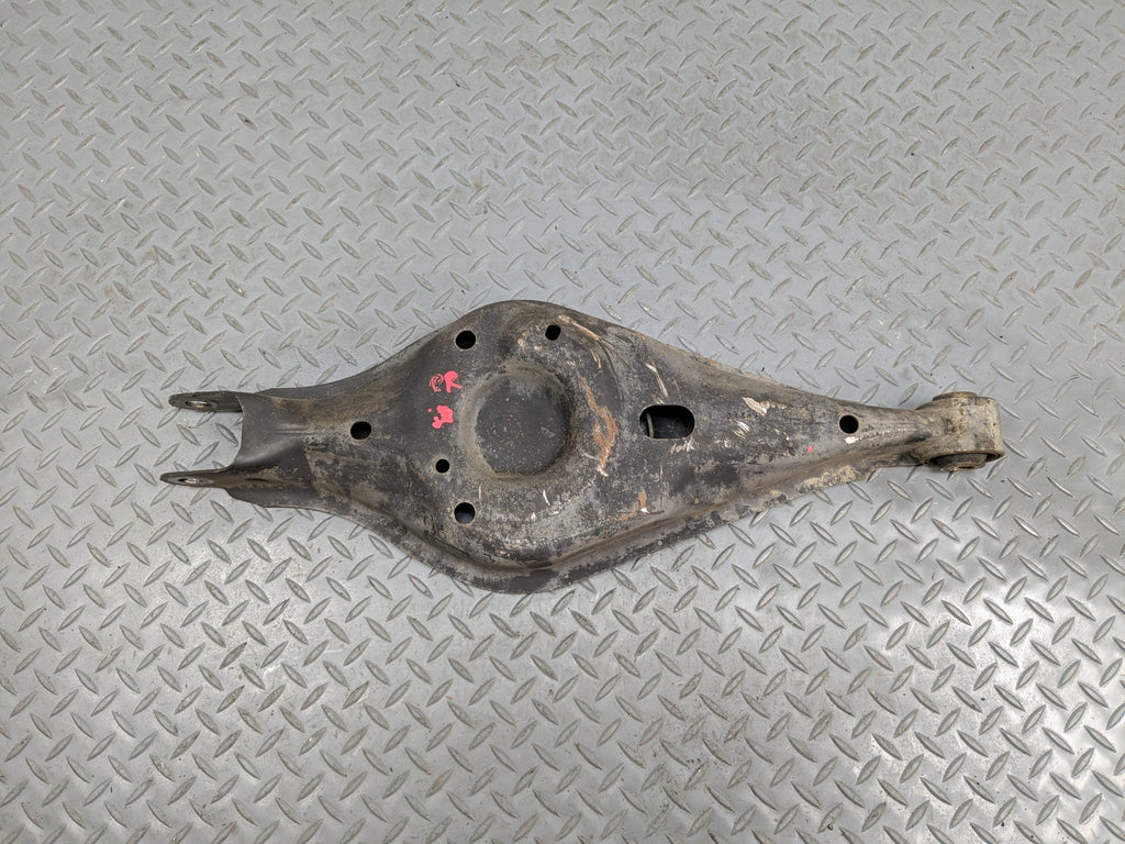 10 - 15 LINCOLN MKT OEM LOWER CONTROL ARM SPRING PERCH REAR RIGHT PASSENGER SIDE