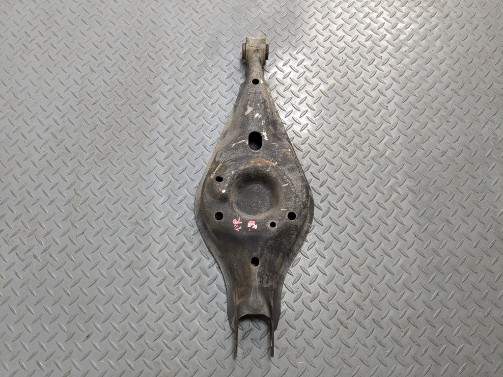 10 - 15 LINCOLN MKT OEM LOWER CONTROL ARM SPRING PERCH REAR RIGHT PASSENGER SIDE