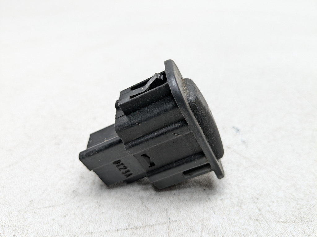 10 - 15 LINCOLN MKT OEM SEAT RELEASE ADJUSTER SWITCH BUTTON REAR RIGHT OR LEFT