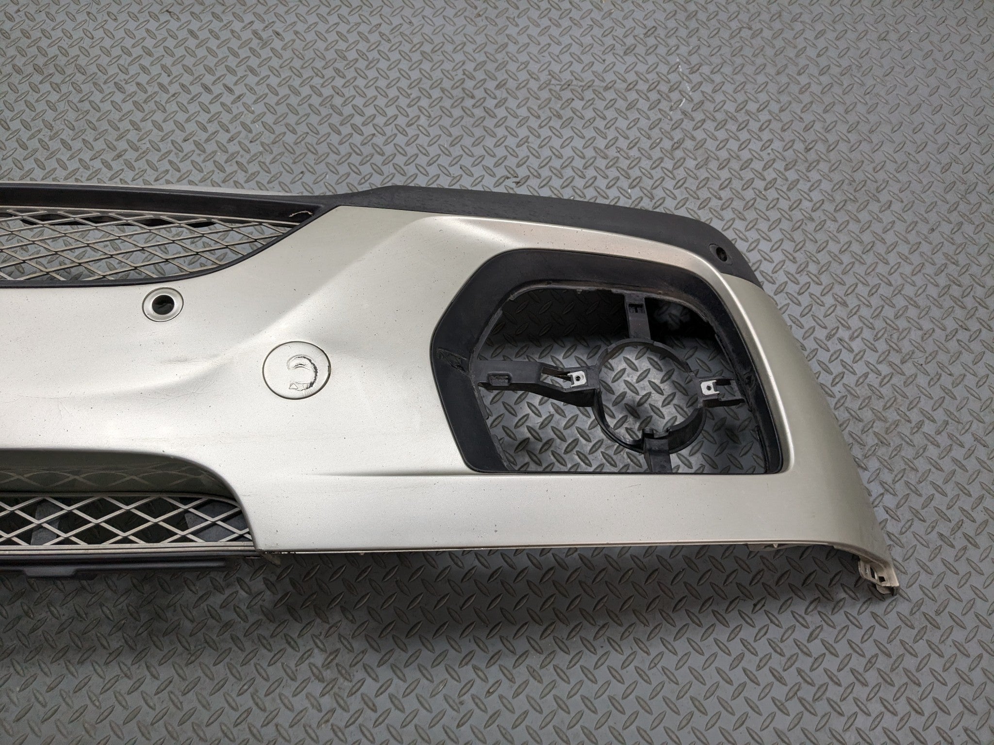 08 - 12 BMW X6 OEM FRONT BUMPER COVER PANEL ASSEMBLY TITANIUM SILVER METALLIC