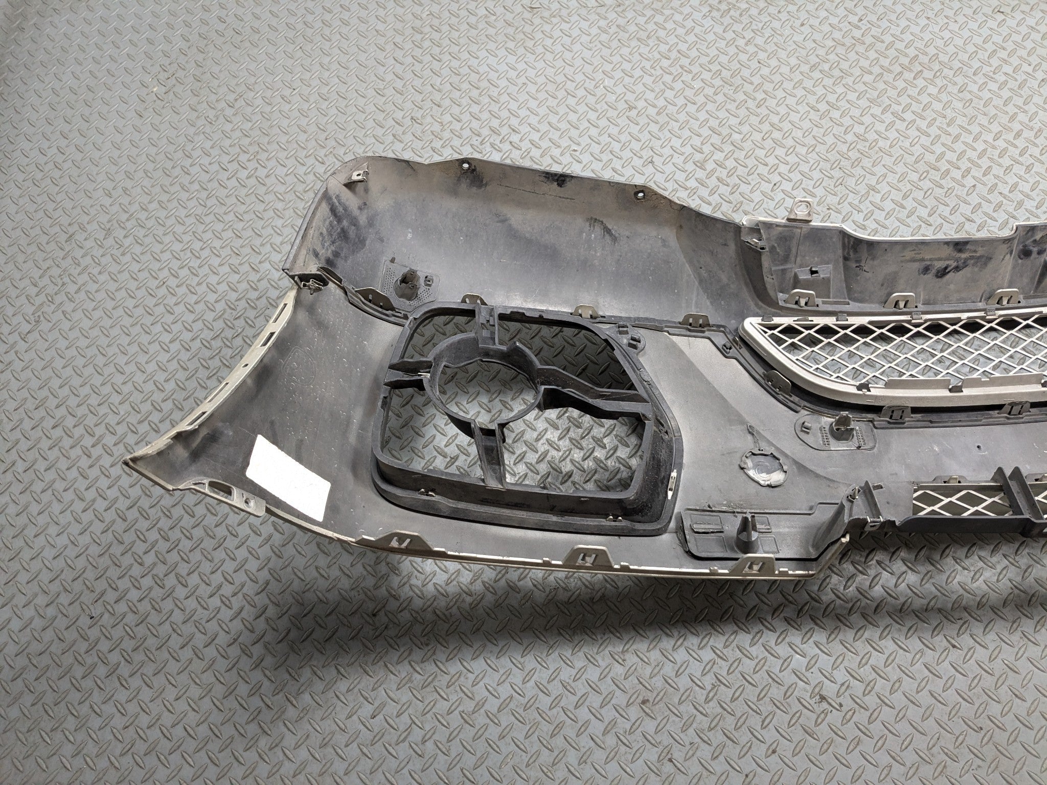 08 - 12 BMW X6 OEM FRONT BUMPER COVER PANEL ASSEMBLY TITANIUM SILVER METALLIC