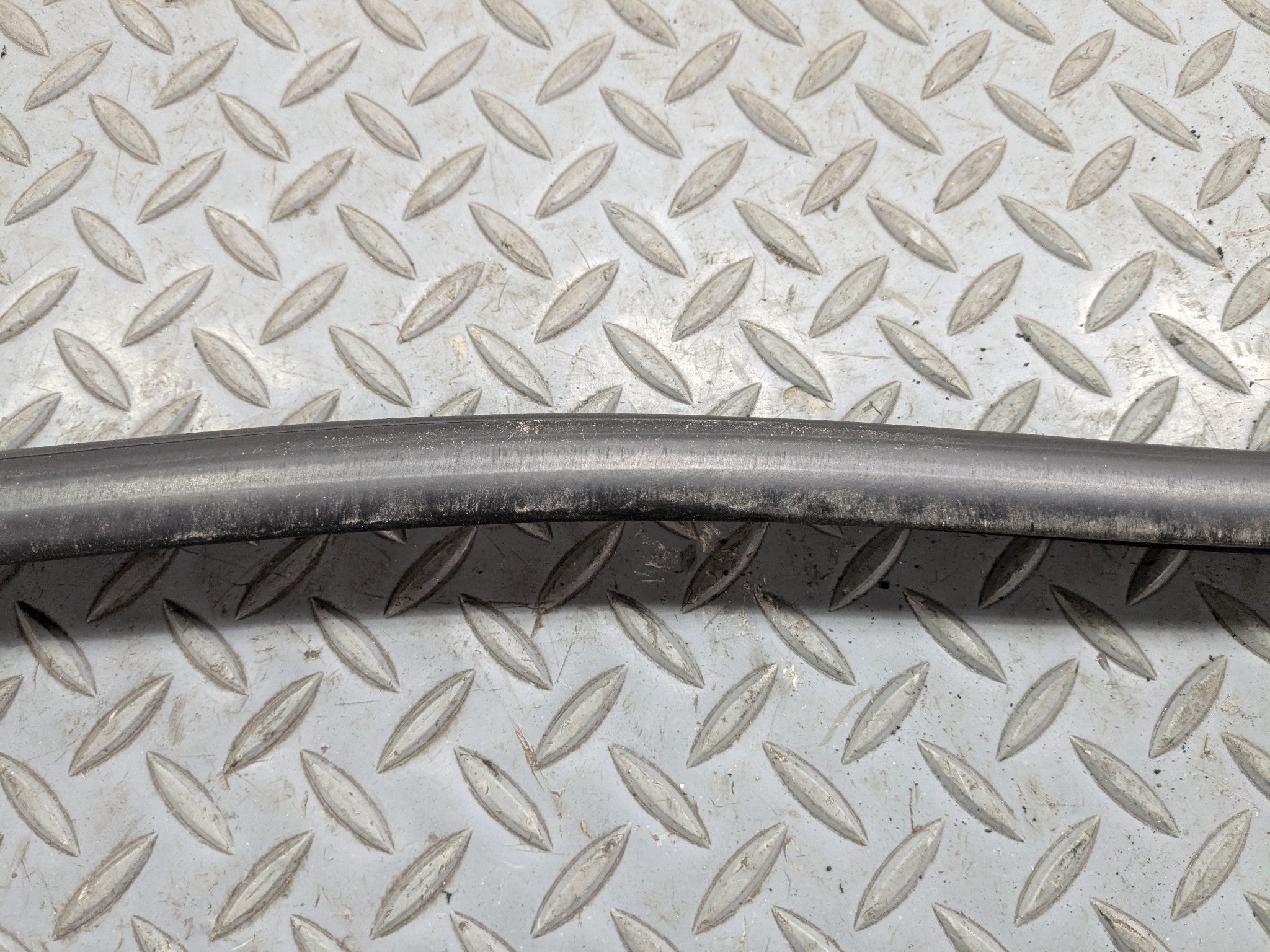 2008 - 2011 BMW X6 OEM DOOR SEAL WEATHER STRIPPING RUBBER REAR LEFT DRIVER SIDE