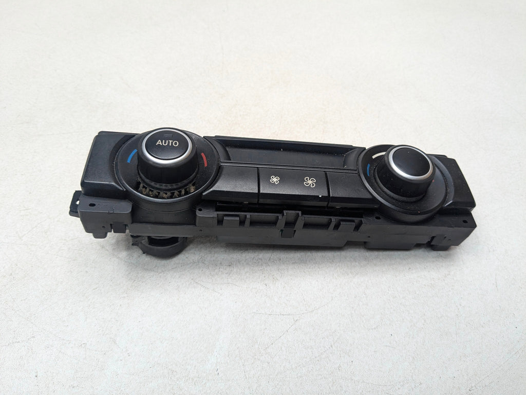 08 - 11 BMW X6 OEM HEATER AC CLIMATE CONTROL SWITCH PANEL REAR CENTER CONSOLE