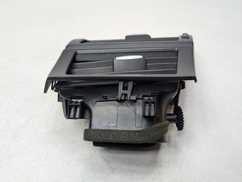 08 - 11 BMW X6 OEM DASHBOARD OUTER AIR VENT GRILLE FRONT RIGHT PASSENGER SIDE