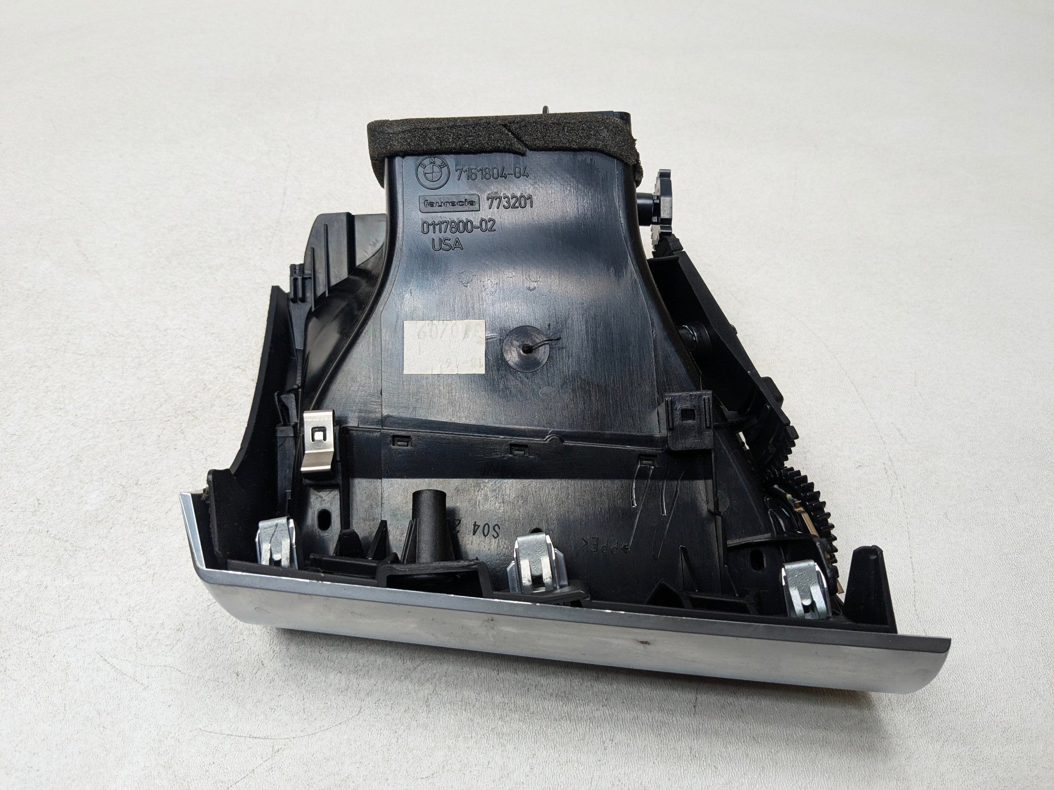 08 - 11 BMW X6 OEM DASHBOARD OUTER AIR VENT GRILLE FRONT RIGHT PASSENGER SIDE