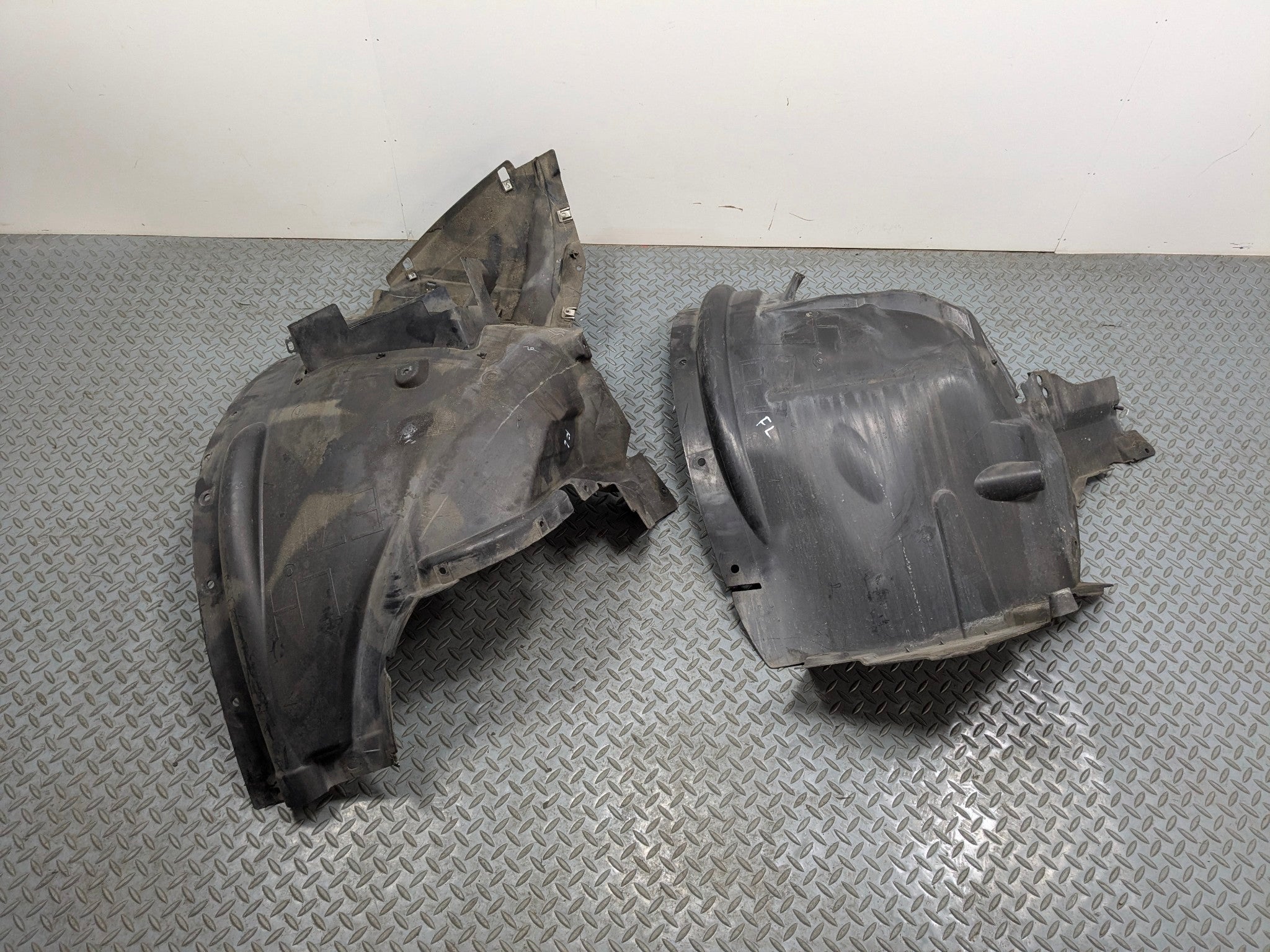 08 - 11 BMW X6 OEM FENDER LINER SPLASH SHIELD GUARD COVER FRONT LEFT DRIVER SIDE